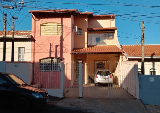 imóvel com 193m²