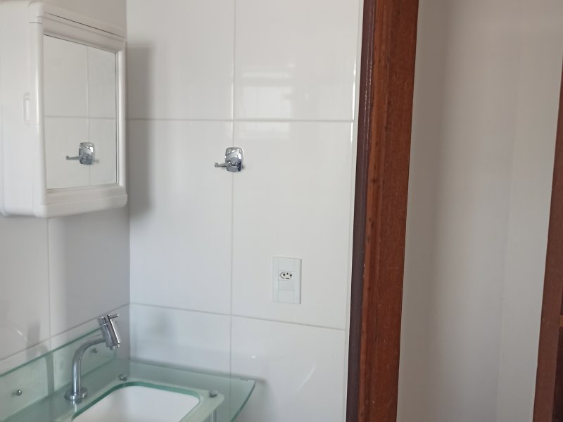 Apartamento à venda Jardim Maristela com 52m² e 2 quartos por R$ 215.000 - 1528260989-banheiro.jpg