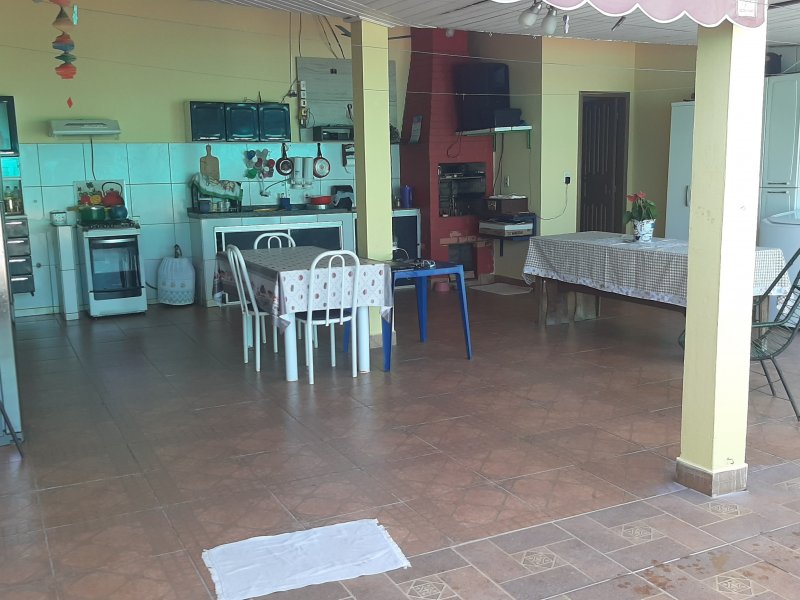Casa à venda Cohab com 320m² e 3 quartos por R$ 450.000 - 1354617713-32.jpg