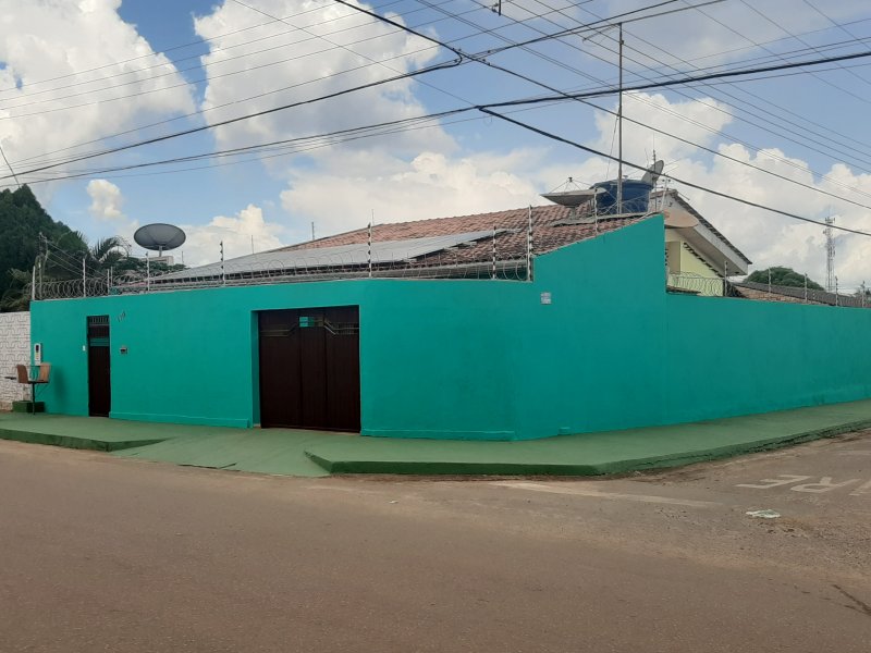 Casa à venda Cohab com 320m² e 3 quartos por R$ 450.000 - 136292953-1.jpg