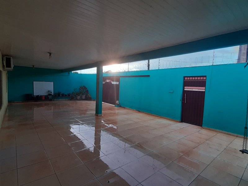 Casa à venda Cohab com 320m² e 3 quartos por R$ 450.000 - 1665933026-5.jpg