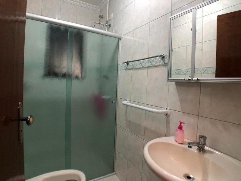 Casa à venda Vila Yolanda com 230m² e 5 quartos por R$ 750.000 - 2048695453.jpg