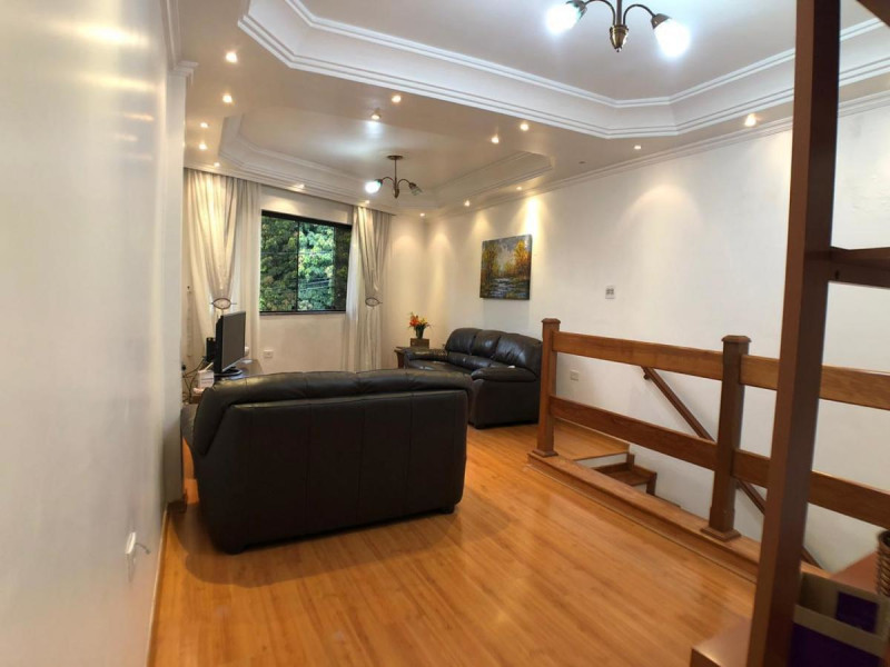 Casa à venda Vila Yolanda com 230m² e 5 quartos por R$ 750.000 - whatsapp-image-2020-07-11-at-173947.jpeg