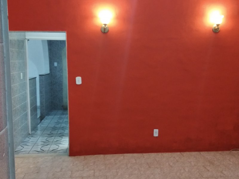 Casa à venda Realengo com 216m² e 2 quartos por R$ 350.000 - 31817818-sala-1.jpg