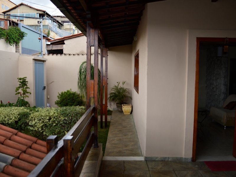 imóvel com 300m² - Jardinópolis - Belo Horizonte