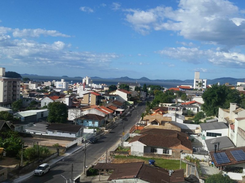 imóvel com 86m² - Barreiros - São José