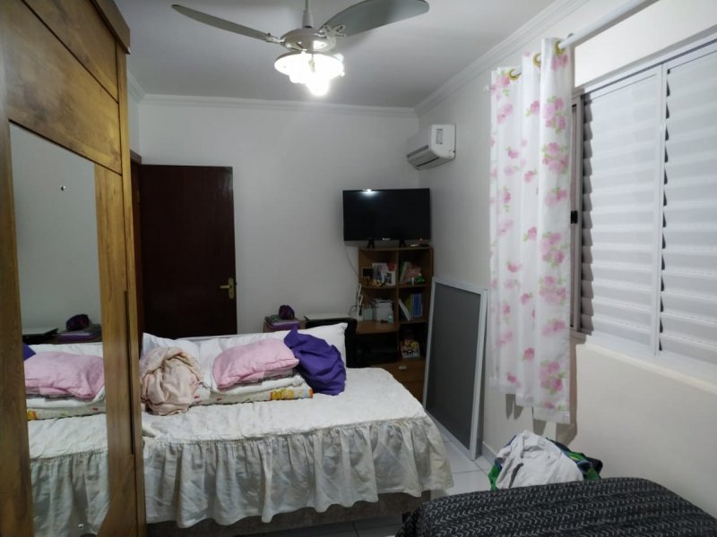 Casa à venda Vila Caiçara com 333m² e 3 quartos por R$ 480.000 - 1874319406-quartol1.jpeg