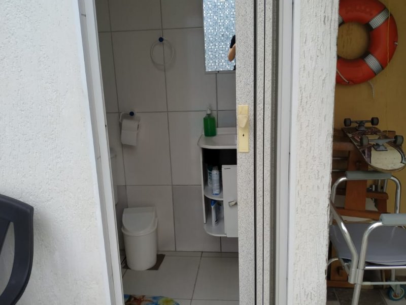 Casa à venda Vila Caiçara com 333m² e 3 quartos por R$ 480.000 - 1918244175-wc-piscina.jpeg
