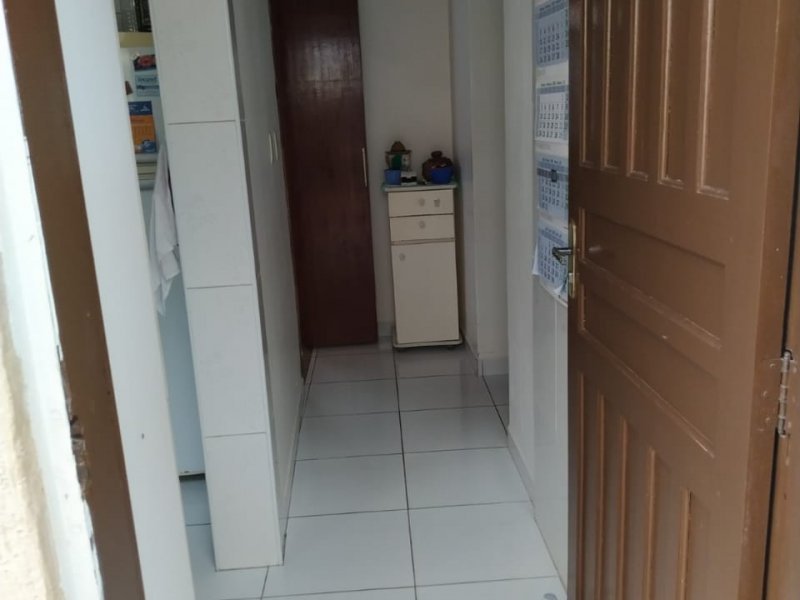 Casa à venda Vila Caiçara com 333m² e 3 quartos por R$ 480.000 - 601051020-corredor-cozinha.jpeg