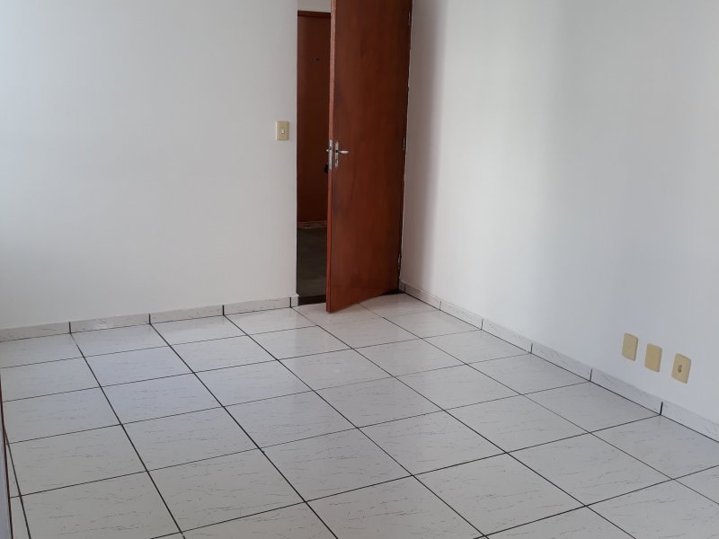 Apartamento à venda Arsenal com 48m² e 2 quartos por R$ 82.000 - 116829033-20180407-154523.jpg