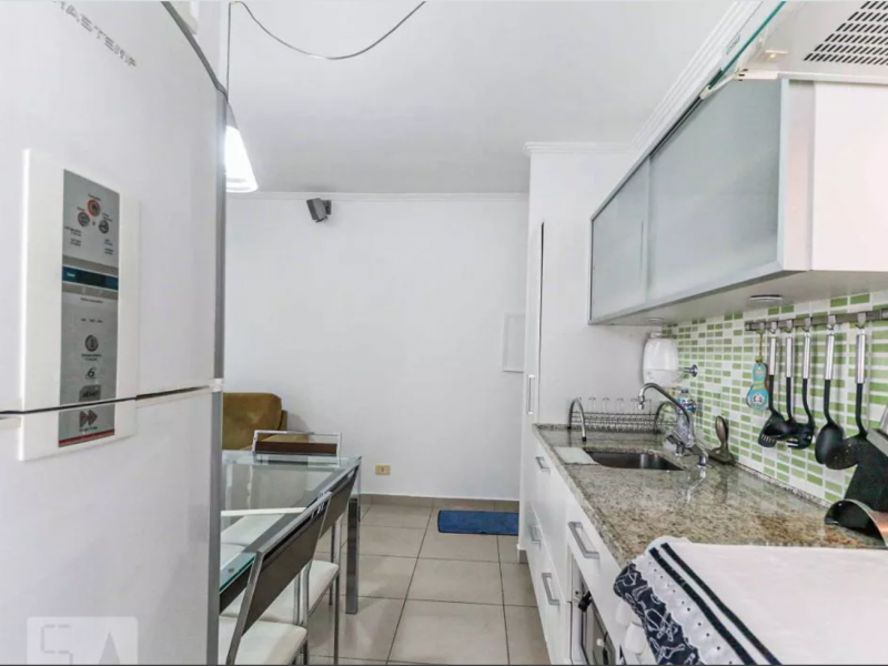 Apartamento à venda Campo Belo com 47m² e 2 quartos por R$ 670 - 1926982734-006-cozinha.png
