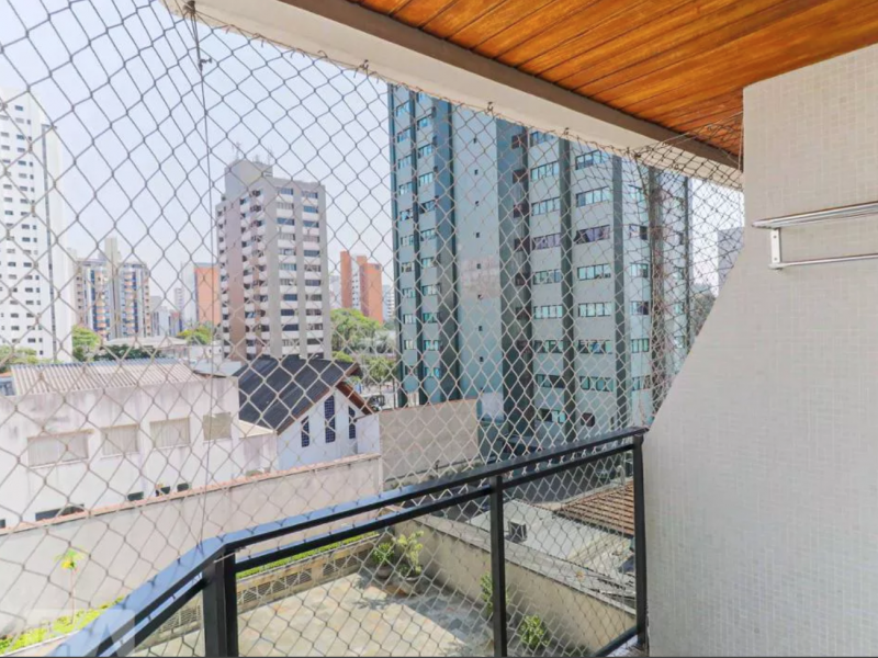 Apartamento à venda Campo Belo com 47m² e 2 quartos por R$ 670 - 909037039-021-varanda.png