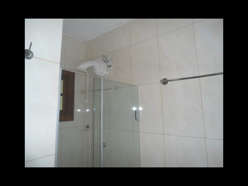 Casa à venda Moradas do Sobrado com 70m² e 2 quartos por R$ 220.000 - 1610041679-banheiro-2.jpeg