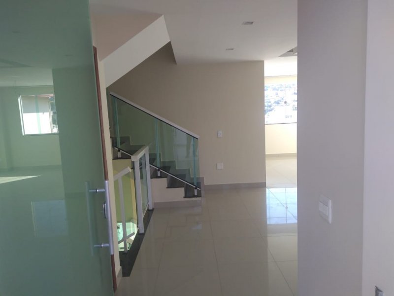 Casa à venda Lúcio de Abreu com 250m² e 3 quartos por R$ 550.000 - 1848384420-whatsapp-image-2020-06-13-at-20.jpeg