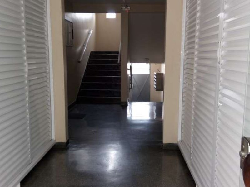 Apartamento à venda Vila Carmosina com 52m² e 2 quartos por R$ 198.000 - 1755419634-4be71578-9648-4730-92b1-1b8f6392dea0.jpeg
