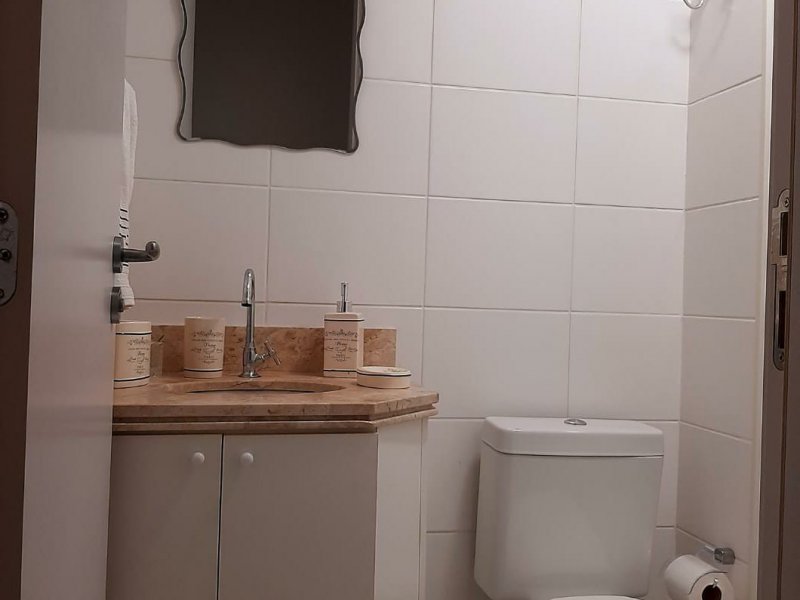 Apartamento à venda Jardim Parque Morumbi com 53m² e 2 quartos por R$ 300.000 - 792752277-banheiro-visita.jpeg