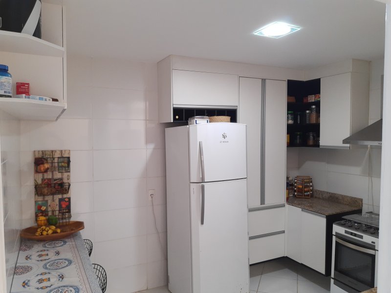 Casa de condomínio à venda Tanque com 220m² e 3 quartos por R$ 620.000 - 1355521783-img-20200620-105516848.jpg