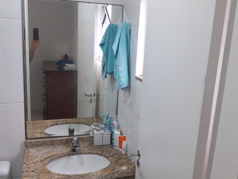 Casa de condomínio à venda Tanque com 220m² e 3 quartos por R$ 620.000 - 173036785-suiteprincipalbanho2.jpg