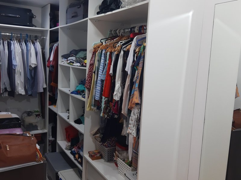 Casa de condomínio à venda Tanque com 220m² e 3 quartos por R$ 620.000 - 521887069-suiteprincipal-closet2.jpg