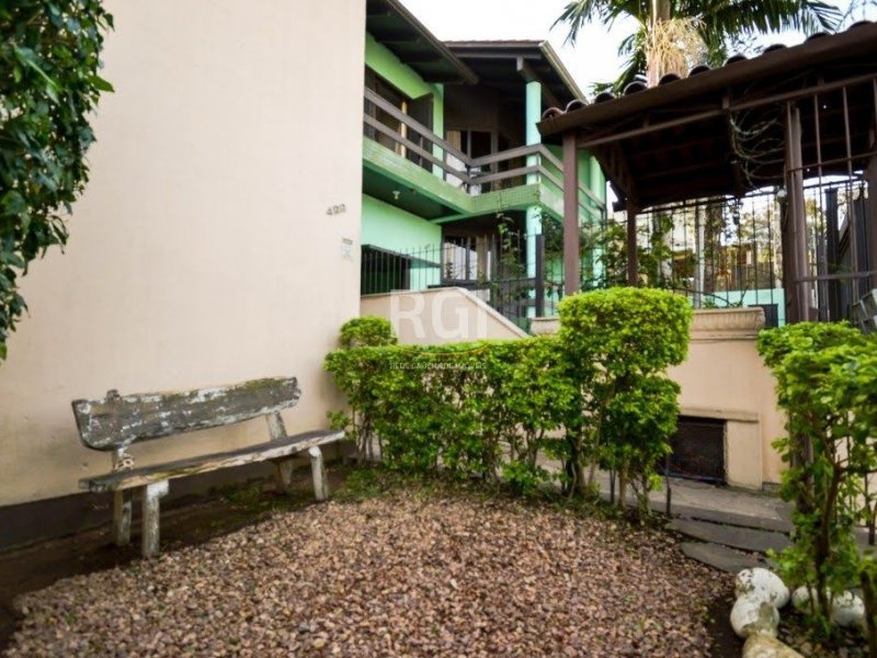 Apartamento à venda Medianeira com 69m² e 2 quartos por R$ 160.000 - 804617960-img-20190306-wa0016.jpg