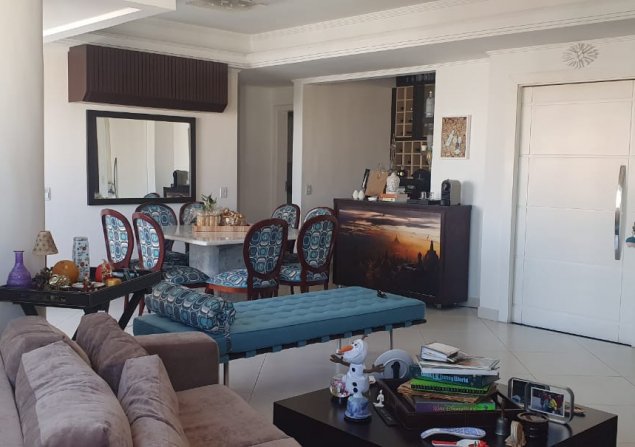 imóvel com 174m²
