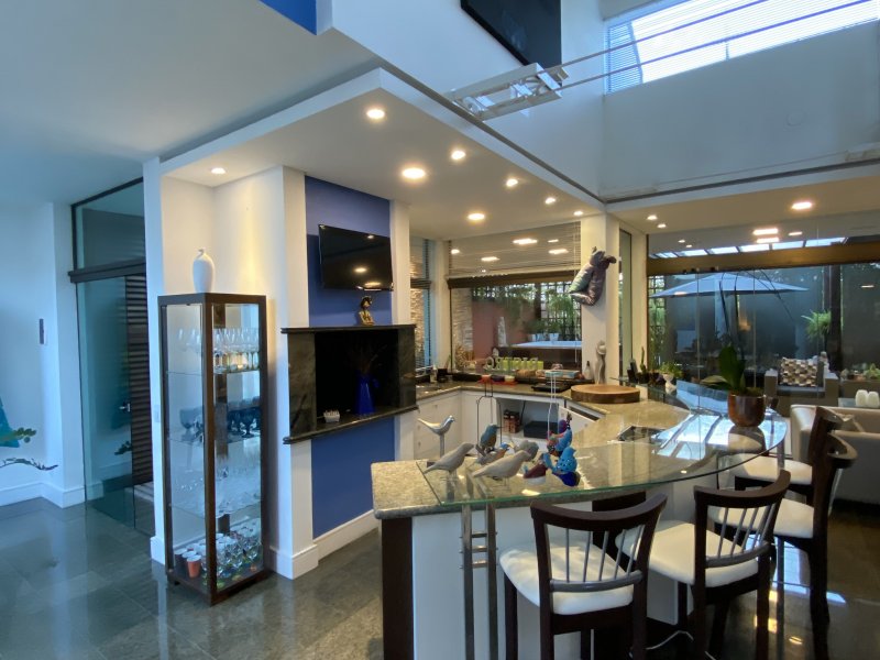 imóvel com 483m² - Saguaçu - Joinville