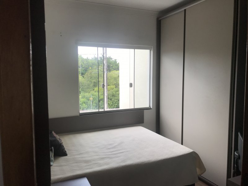 Casa de condomínio à venda Pinheirinho com 140m² e 3 quartos por R$ 850.000 - 1084601880-28729538-b1c1-4543-a6ef-6a81cce1387b.jpeg