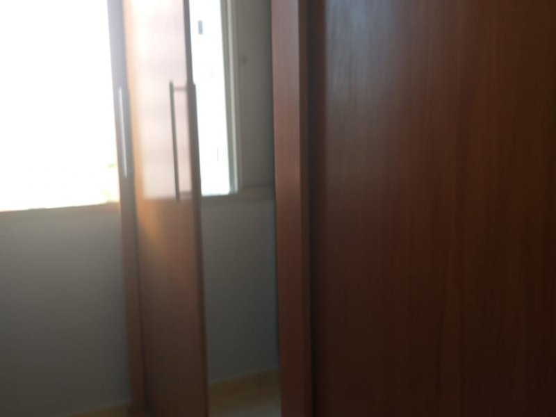 Apartamento à venda Piratininga com 65m² e 3 quartos por R$ 270.000 - 952091007-closet4.jpeg