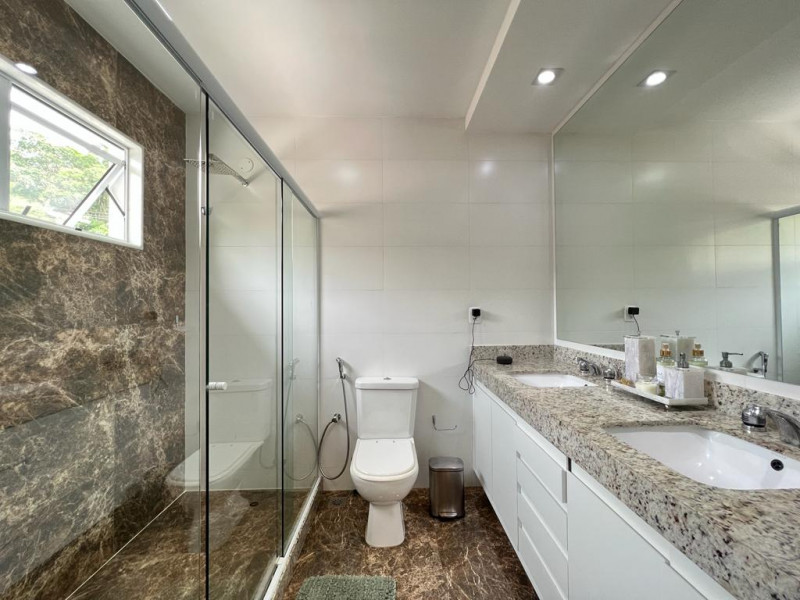 Casa de condomínio à venda Barra do Imbuí com 305m² e 4 quartos por R$ 1.300.000 - 1550237164-7d80c3e7-4669-4093-98ae-500d5c114b43.jpeg