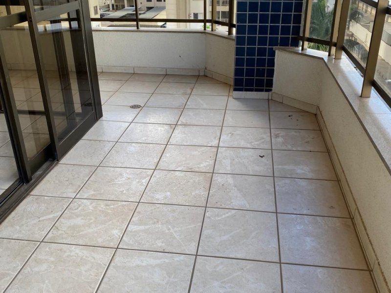 Apartamento à venda Alto da Glória com 1134m² e 3 quartos por R$ 515.000 - 1109723467-sacada-3.jpg
