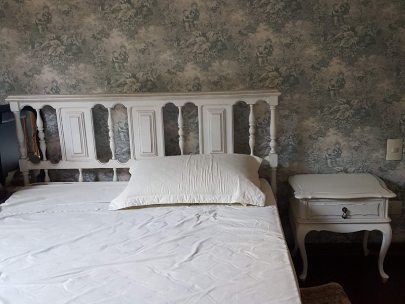 Casa de condomínio à venda Chácaras Embu Colonial com 650m² e 4 quartos por R$ 1.800.000 - 1761545309-piso-principal-suite-1.jpg