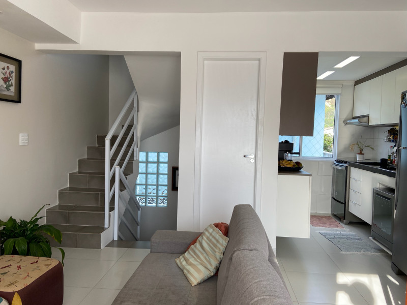 Casa de condomínio à venda Jardim Helena Maria com 82m² e 2 quartos por R$ 380.000 - img-1466.jpeg