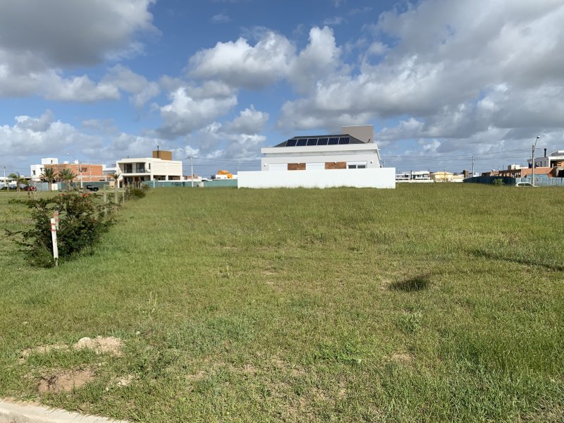 imóvel com 520m² - Laranjal - Pelotas