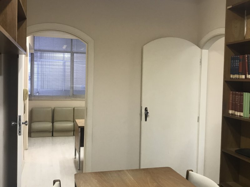 Comercial para alugar Centro com 65m² e  quartos por R$ 200.000 - 1700216849-47af4f37-dece-4482-aa99-53fe2050df8b.jpeg