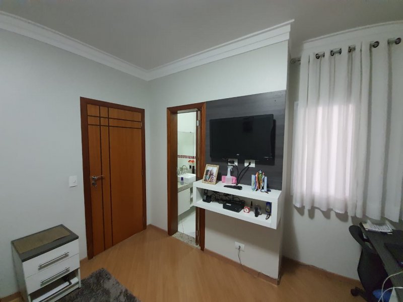 Casa à venda Jardim Colonial com 237m² e 4 quartos por R$ 1.100.000 - 474413233-img-20200710-wa0051.jpg