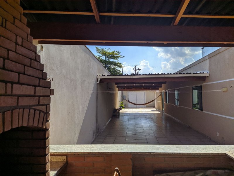 Casa à venda Jardim Jaraguá (Itaim Paulista) com 300m² e 3 quartos por R$ 670.000 - 1664350602-220e55be-a3b7-49c2-9428-56ec4dd93c23.jpg