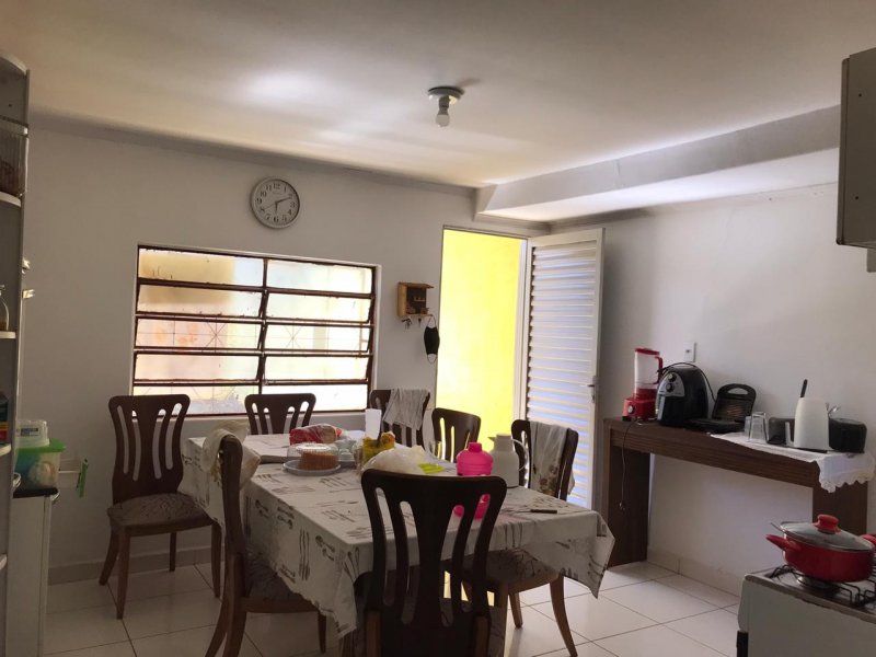 imóvel com 250m² - Vila Itatiaia - Goiânia