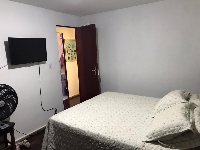 imóvel com 250m² - Vila Itatiaia - Goiânia