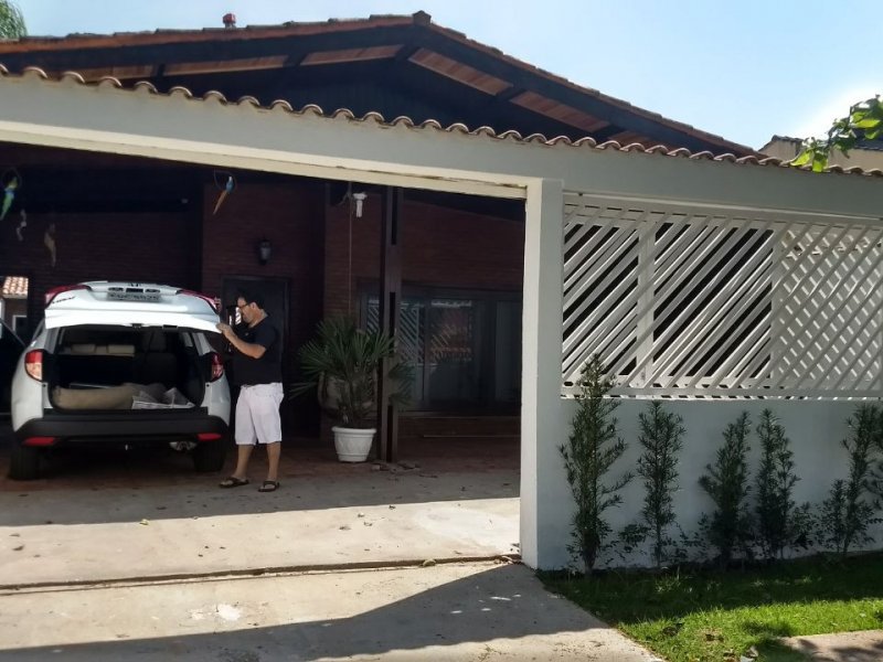 Casa à venda Cibratel I com 268m² e 6 quartos por R$ 650.000 - 16507847-img-20171001-wa0041.jpg