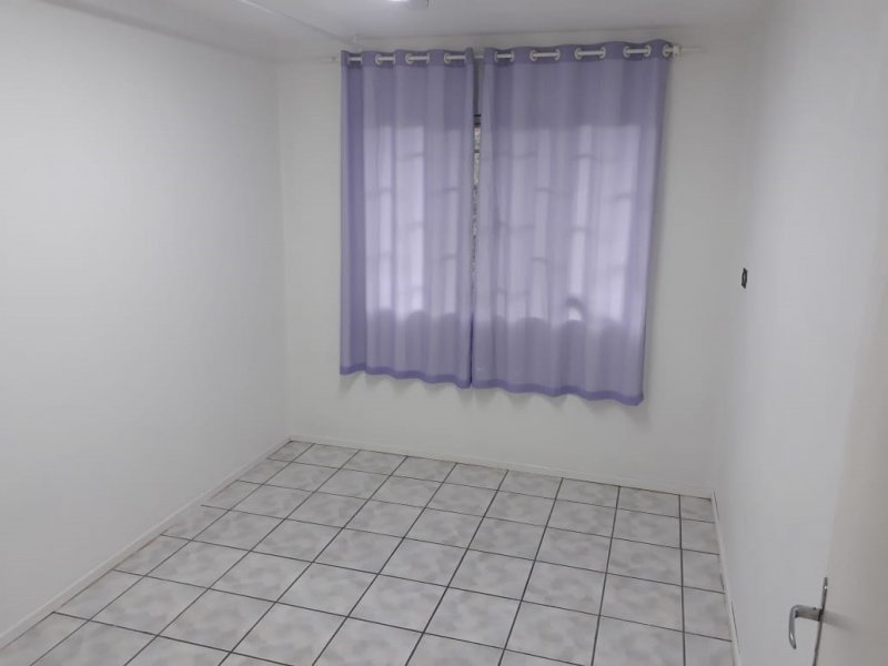 Casa à venda Chico de Paulo com 252m² e 5 quartos por R$ 700.000 - 90718970-quarto3.jpg