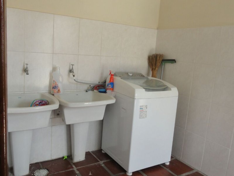 imóvel com 422m² - Boa Vista - Curitiba