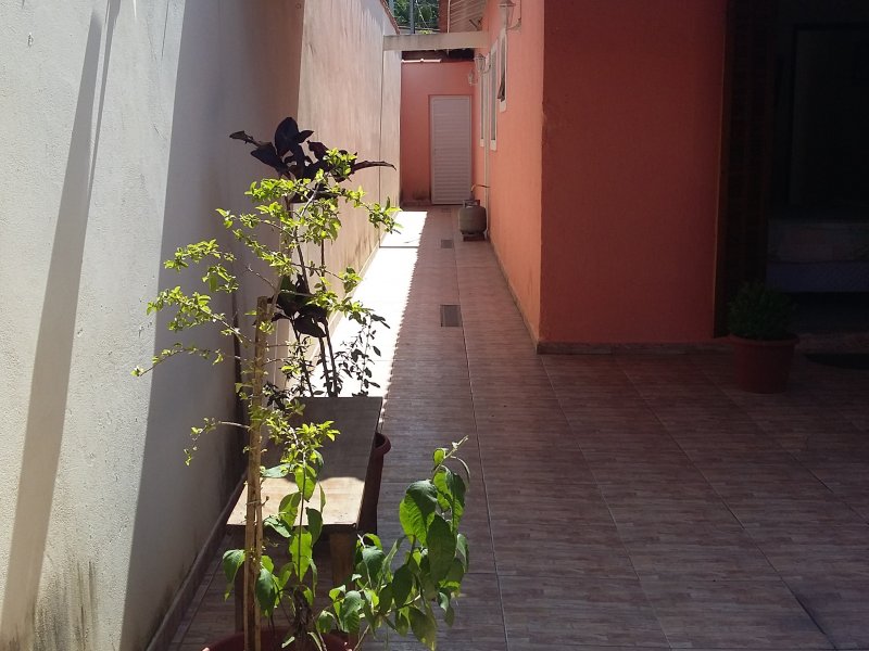Casa à venda Chácara Vista Alegre com 125m² e 2 quartos por R$ 220.000 - 205844919-20200126-144325.jpg