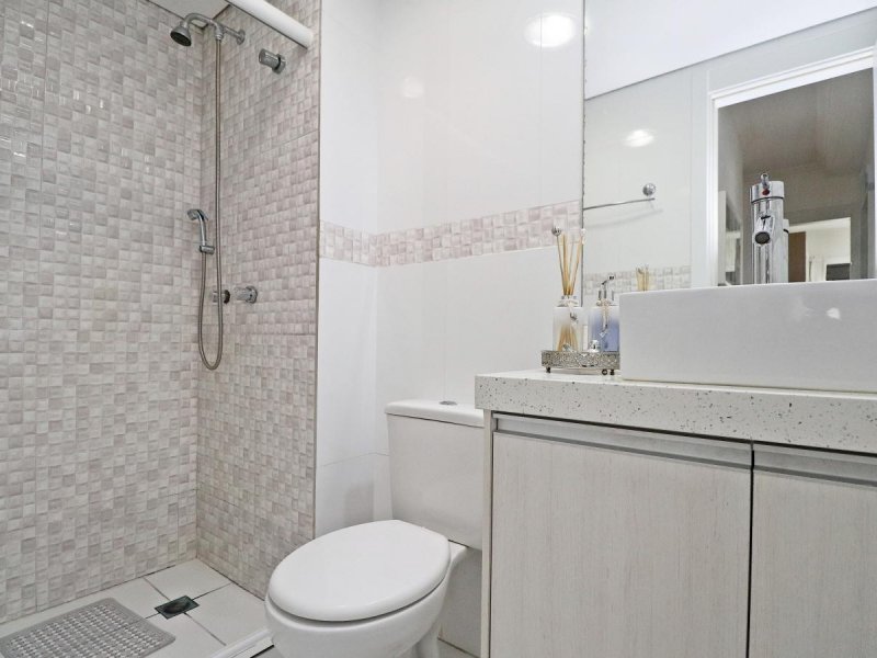 imóvel com 77m² - Capão Raso - Curitiba