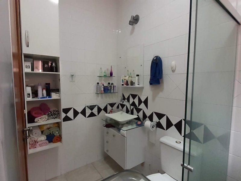 Casa à venda Jardim Siesta com 258m² e 3 quartos por R$ 750.000 - 1964273032-e4cea28a-c836-4056-a6da-b03733821b2a.jpeg