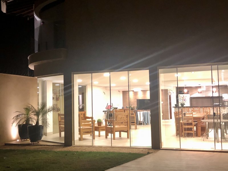 Casa à venda Centro com 450m² e 4 quartos por R$ 1.500.000 - 1972512144-c71d378d-5ae1-4fe3-b590-a61a2c7714ff-1-201-a.jpeg