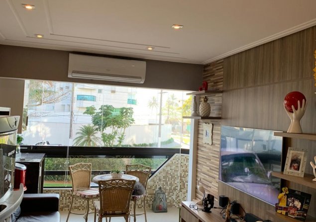 imóvel com 82m²