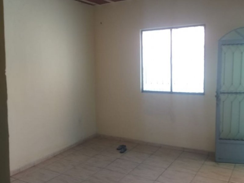 Casa à venda Realengo com 90m² e 2 quartos por R$ 200.000 - 1975800593-d1193878-c101-4962-ba22-f213d92e5352.jpg