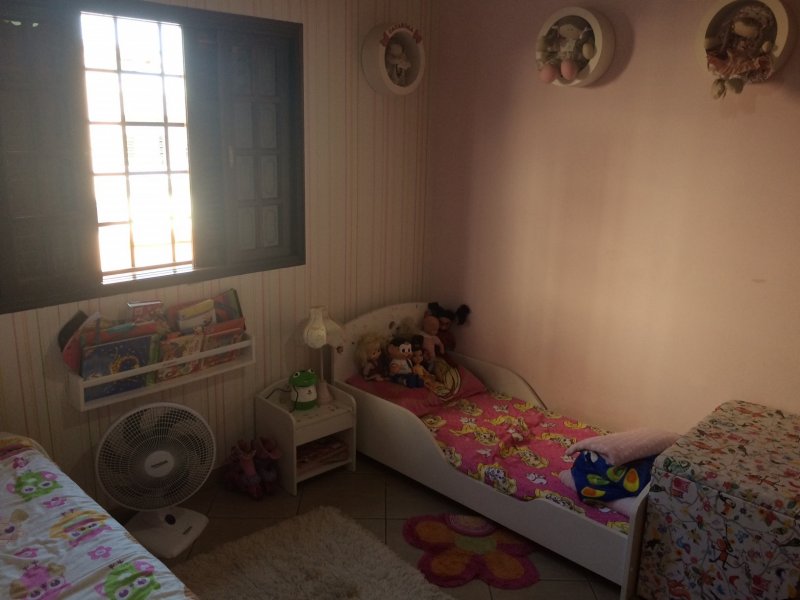 Casa à venda Vila Augusta com 157m² e 3 quartos por R$ 620.000 - 1668283-quarto-rosa-2.jpg