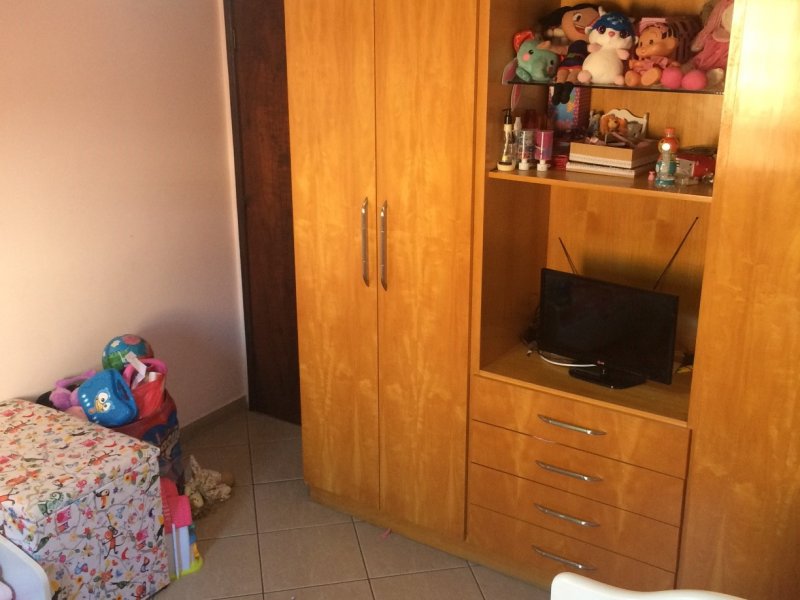 Casa à venda Vila Augusta com 157m² e 3 quartos por R$ 620.000 - 658773332-quarto-rosa-1.jpg