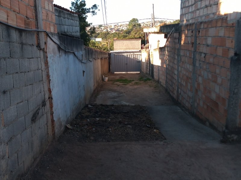 Casa à venda Jardim Vera Cruz com 450m² e 3 quartos por R$ 150.000 - 243292688-img-20200711-161019645.jpg